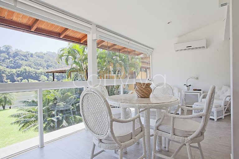 FRD02 Encantadora casa en condominio Porto Frade