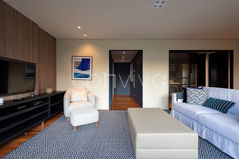 VO43 Luxurious apartment in Vila Olímpia
