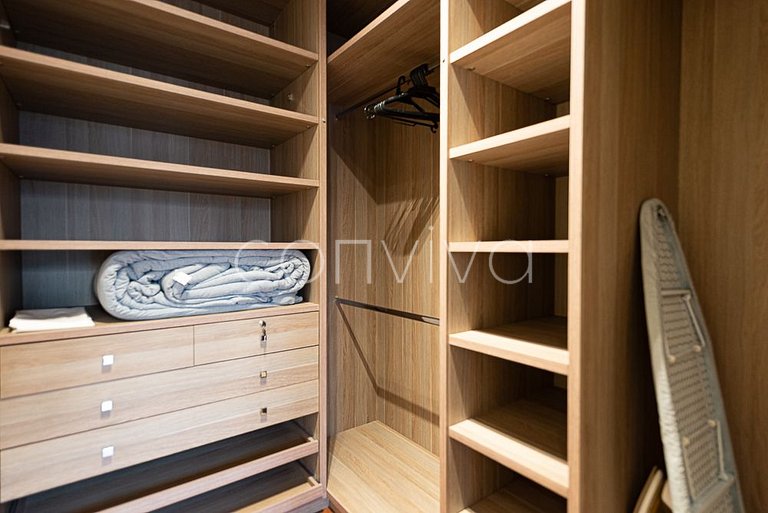 VO43 Luxurious apartment in Vila Olímpia
