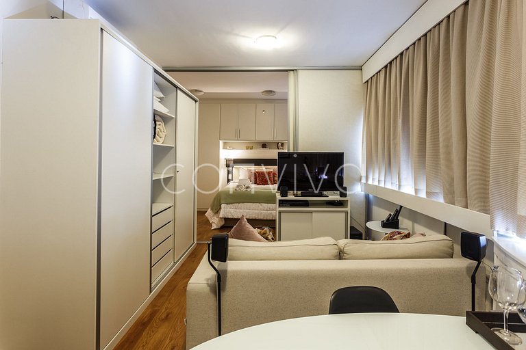 CT1005 Flat with daily housekeeing in Bela Vista