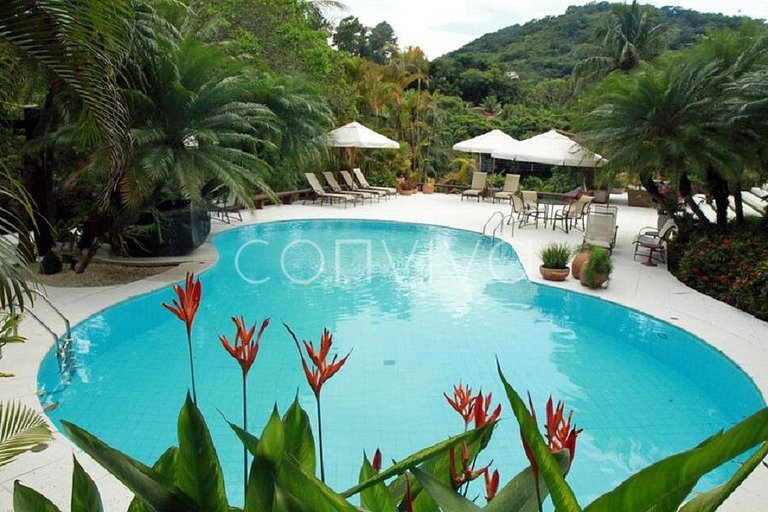 SMI012 Charming house in seaside condominium