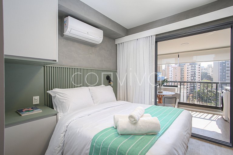 KAS0909 Exclusive studio at Vila Mariana