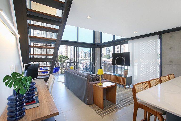 HI021 Duplex de design exclusivo no Huma Itaim