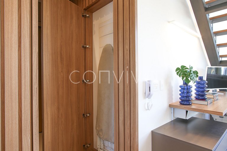 HI021 Duplex de design exclusivo no Huma Itaim
