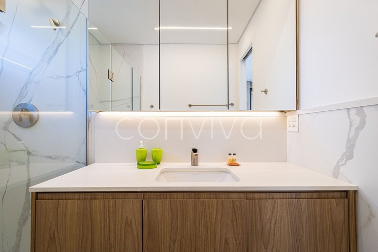 HI021 Duplex de design exclusivo no Huma Itaim