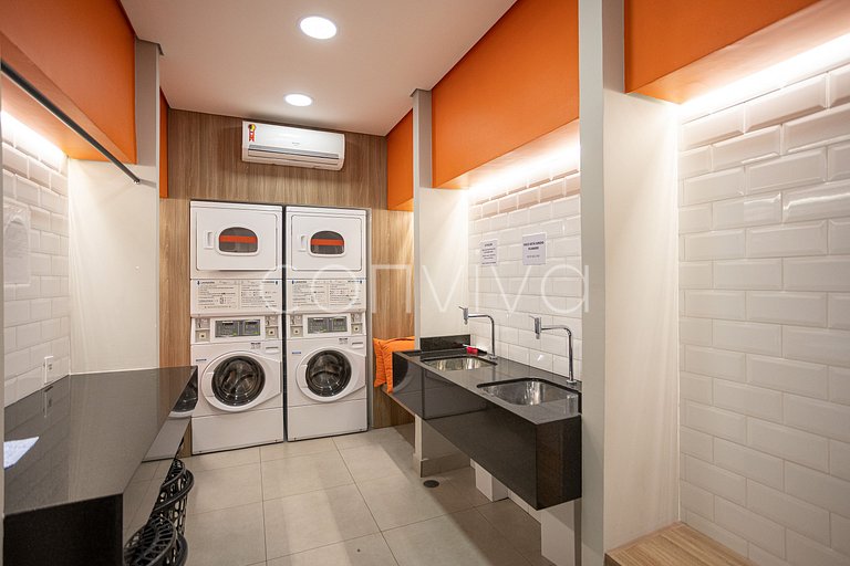 FC509 Piso de dos habitaciones en Rua Frei Caneca