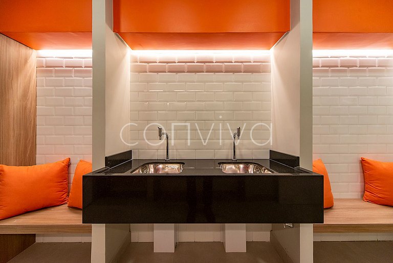 FC201 Two-bedroom at Frei Caneca Street