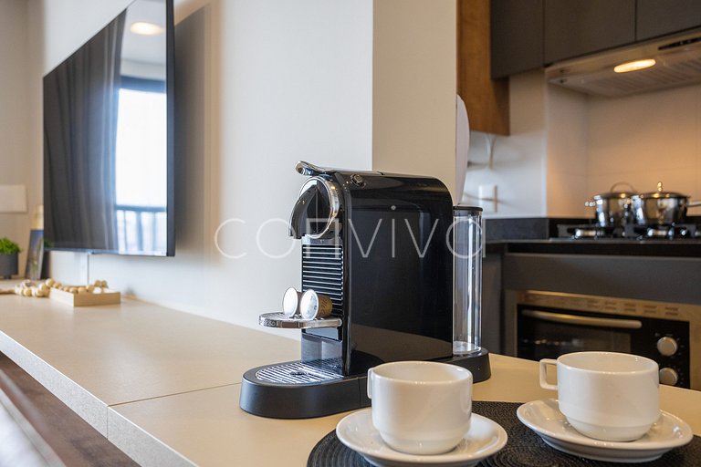 FEP166 Studio com varanda espaçosa em Pinheiros