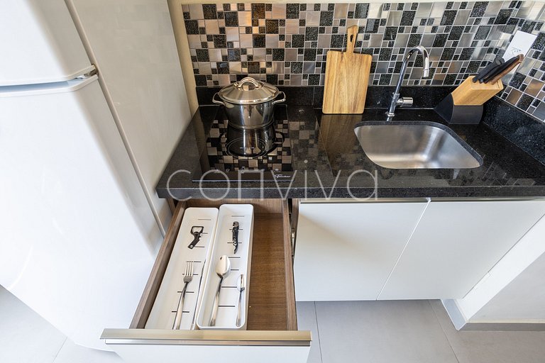 VNBR1507 30m² c/varanda no Bom Retiro p/4 hóspedes