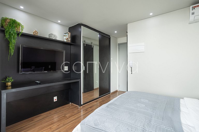 VNBR1107 30m², varanda e home office p/ 4 hóspedes