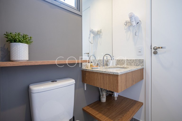 MY156 Studio de 23m² com varanda em Moema