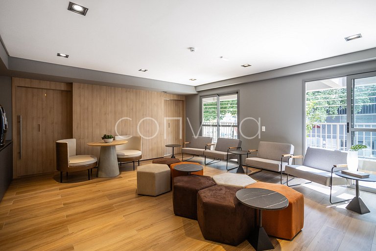 MY104 Exceptional 23m² studio near the metro