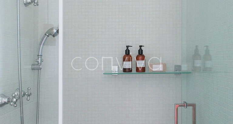CL1806 Flat com limpeza diária no Itaim Bibi