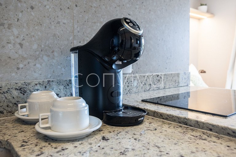 MY062 Studio charmoso com cozinha compacta