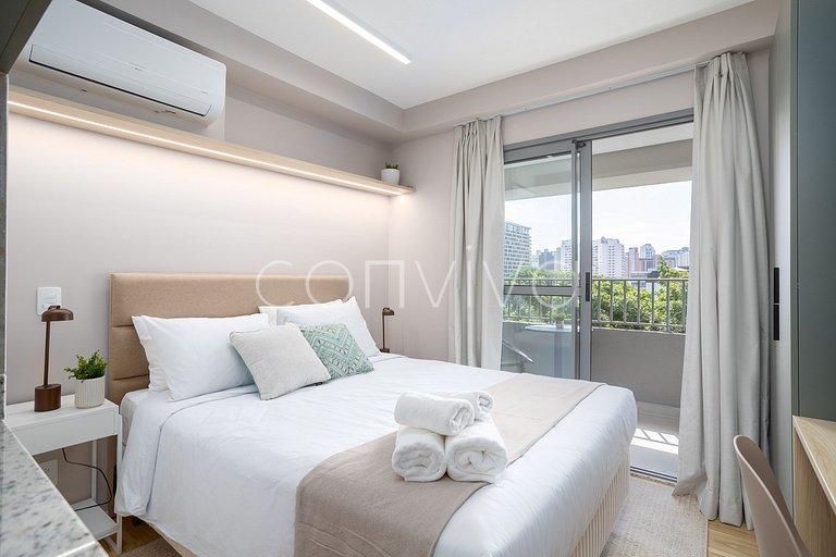 MY035 Amazing space with queen bed in Moema
