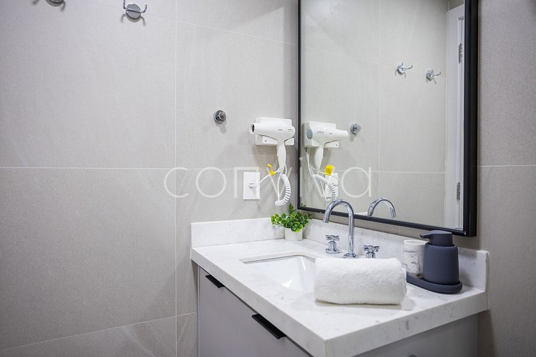 FEP112 Apto alto padrão no 11º andar em Pinheiros