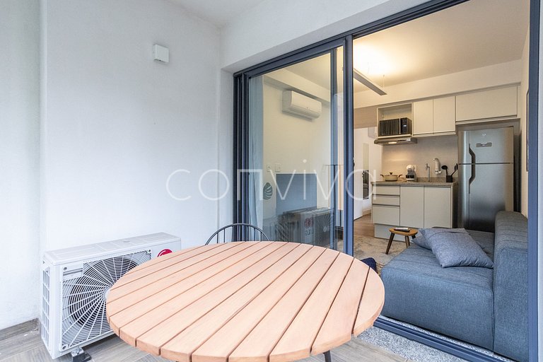 WM041 Beautiful studio with a spacious balcony