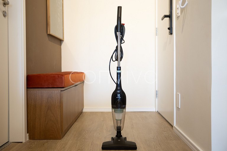 NAG1401 camas queen | varanda c/ vista | Pinheiros