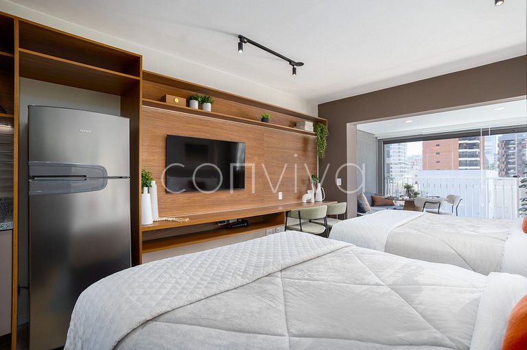 NAG1401 camas queen | varanda c/ vista | Pinheiros