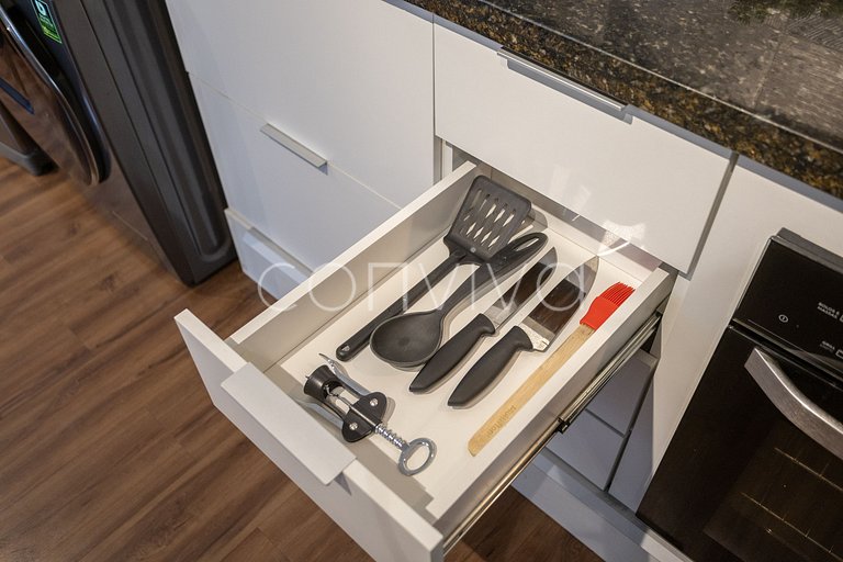 FC409 Ap 02 quartos - prox Frei Caneca e Paulista