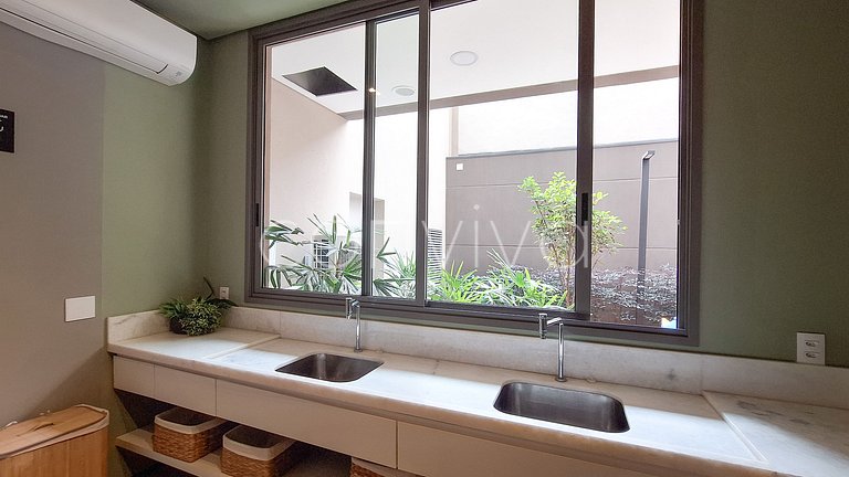 NPE1208 Apto novinho no 12º andar em Perdizes