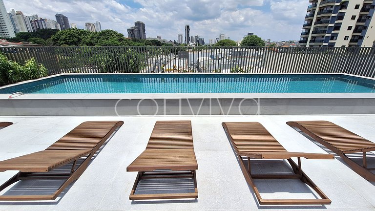 LUM1316 Studio charmoso com varanda e piscina