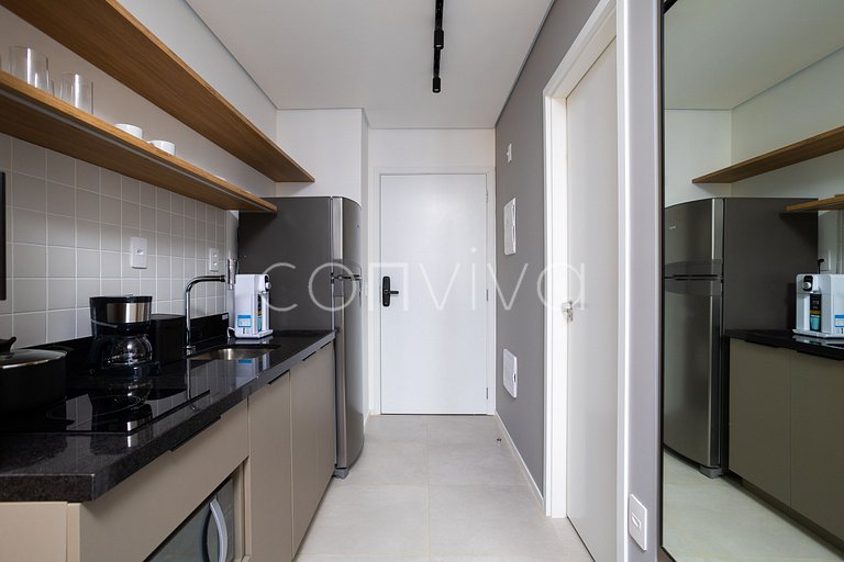 LUM1319 Apto no 13º c/ varanda e lazer | Tatuapé