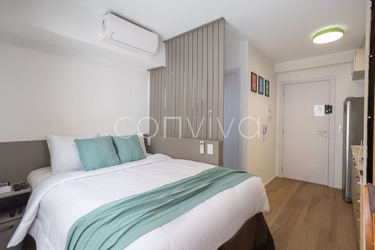 HPP603 Studio c/ varanda e piscina no Paraíso