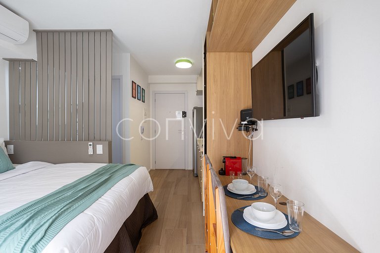 HPP603 Studio c/ varanda e piscina no Paraíso