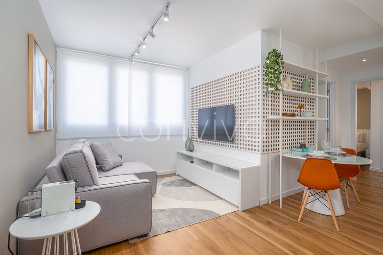 EXT0113 2-bedroom apartment with parking, 750m from the Cons