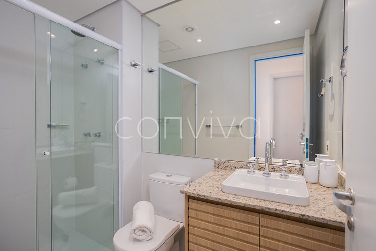 EXT0113 2-bedroom apartment with parking, 750m from the Cons