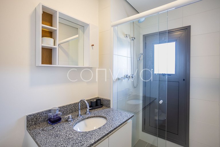 AD1001 Apartamento novo c/ ar e Wi-Fi na Berrini