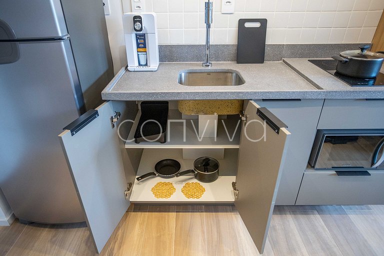 LUM0704 Studio 25m² c/ varanda, piscina e academia