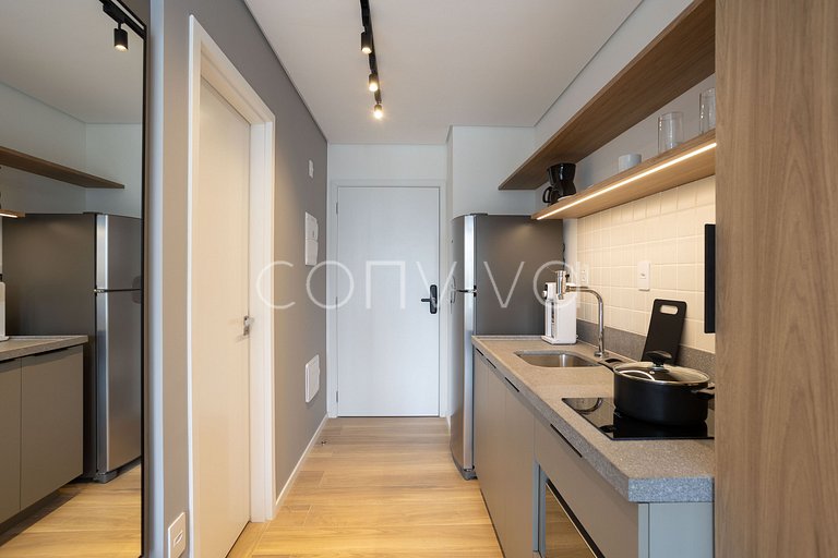 LUM0704 Studio 25m² c/ varanda, piscina e academia