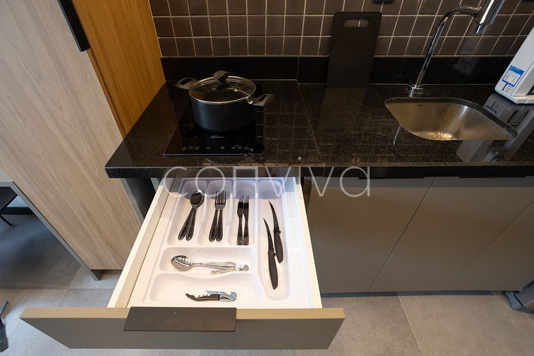 LUM0705 Studio 25m² c/ varanda, piscina e academia