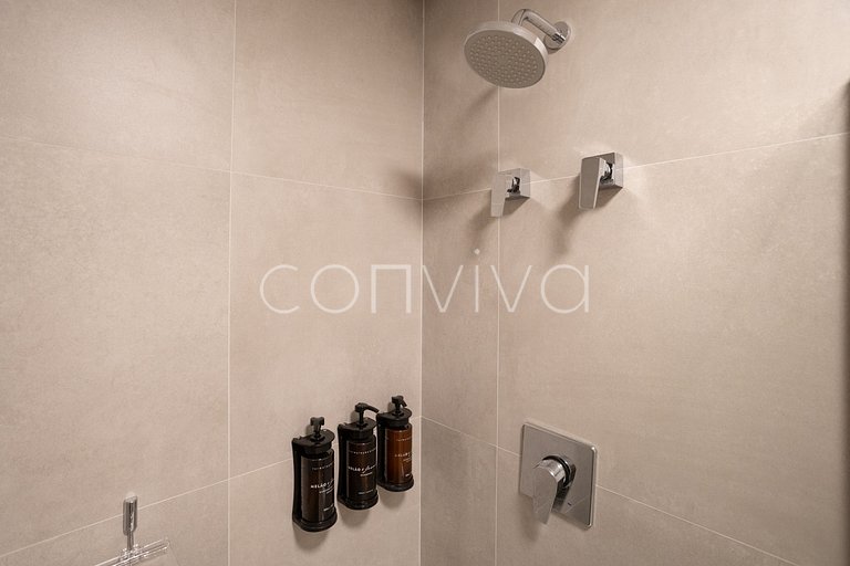 LUM0705 Studio 25m² c/ varanda, piscina e academia