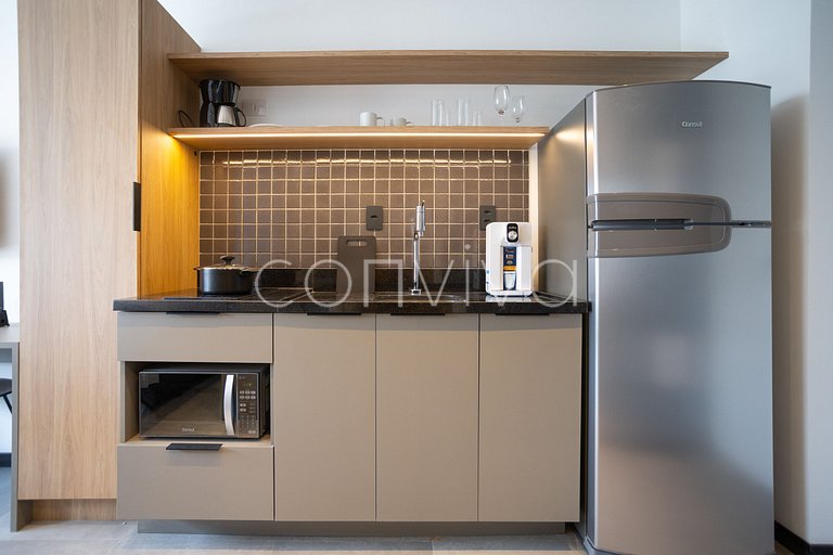 LUM0705 Studio 25m² c/ varanda, piscina e academia