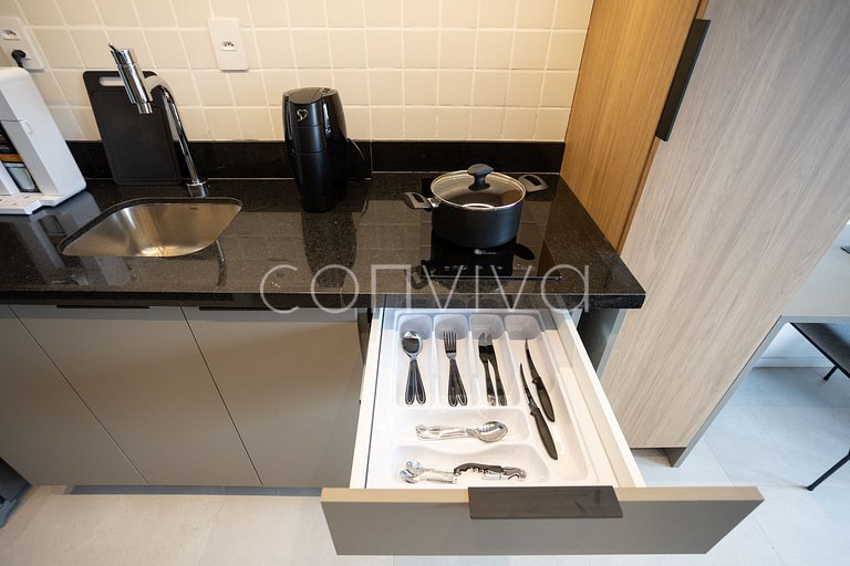 LUM0620 Studio 25m² c/ varanda, piscina e academia