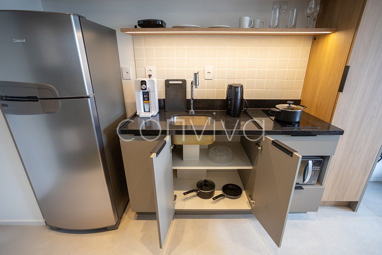LUM0620 Studio 25m² c/ varanda, piscina e academia