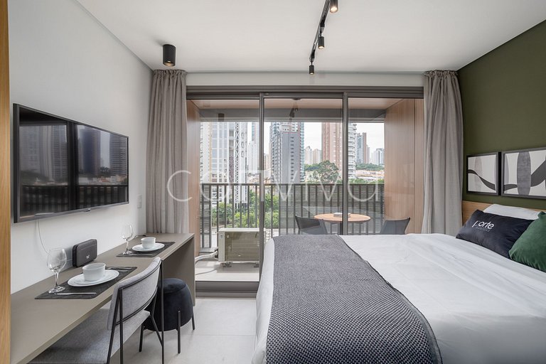 LUM0620 Studio 25m² c/ varanda, piscina e academia