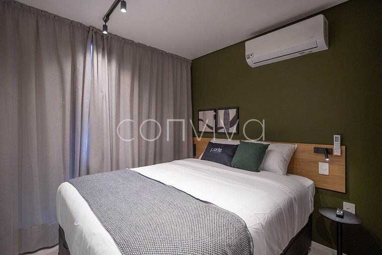 LUM0620 Studio 25m² c/ varanda, piscina e academia