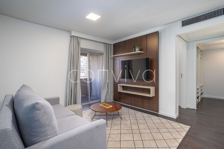 TBE1302 Flat c/ vaga e varanda na Berrini