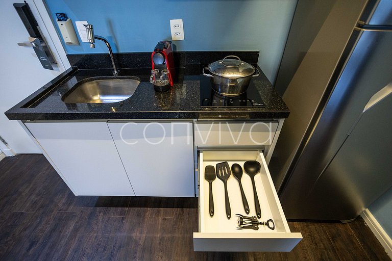 TBE1302 Flat c/ vaga e varanda na Berrini
