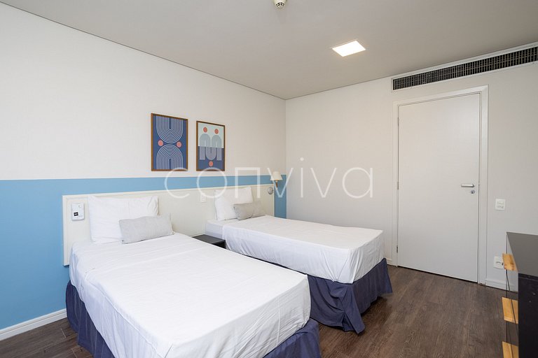 TBE2002 Conjugado c/varanda p/4 hóspedes | Berrini