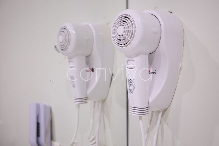 TBE2002 Conjugado c/varanda p/4 hóspedes | Berrini