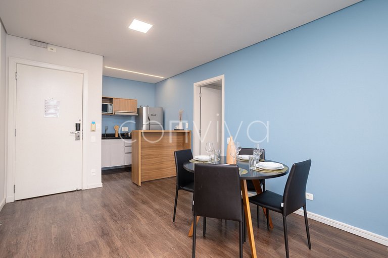 TBE2002 Conjugado c/varanda p/4 hóspedes | Berrini