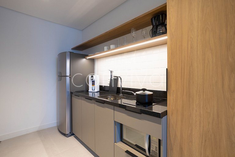 ALM0410 Studio novo no Tatuapé c/ varanda + Wifi