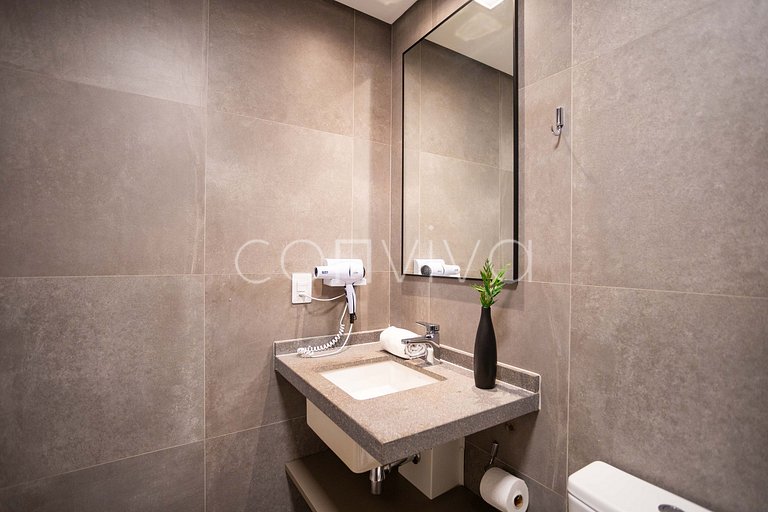 Novo c/ Varanda e Wi-Fi – Anália Franco