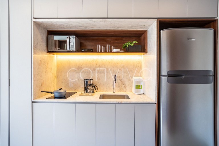 LUM1301 Studio novinho no Tatuapé | Varanda e WiFi