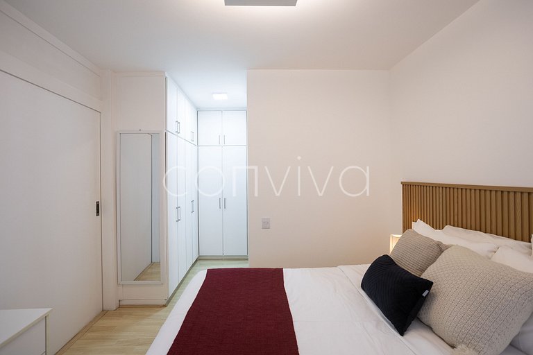 LOR035 Flat with bathtub and parking space in Jardins
